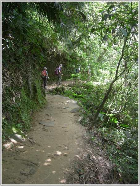 2011-06-16 11-05-29往玉福吊橋.JPG